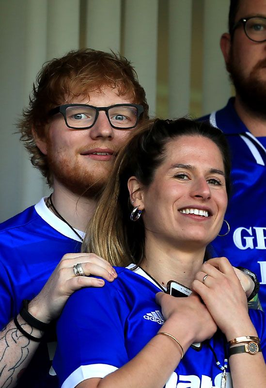 Ed Sheeran junto a su mujer Cherry