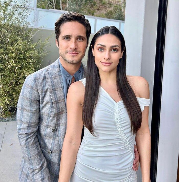 Diego Boneta y su novia 