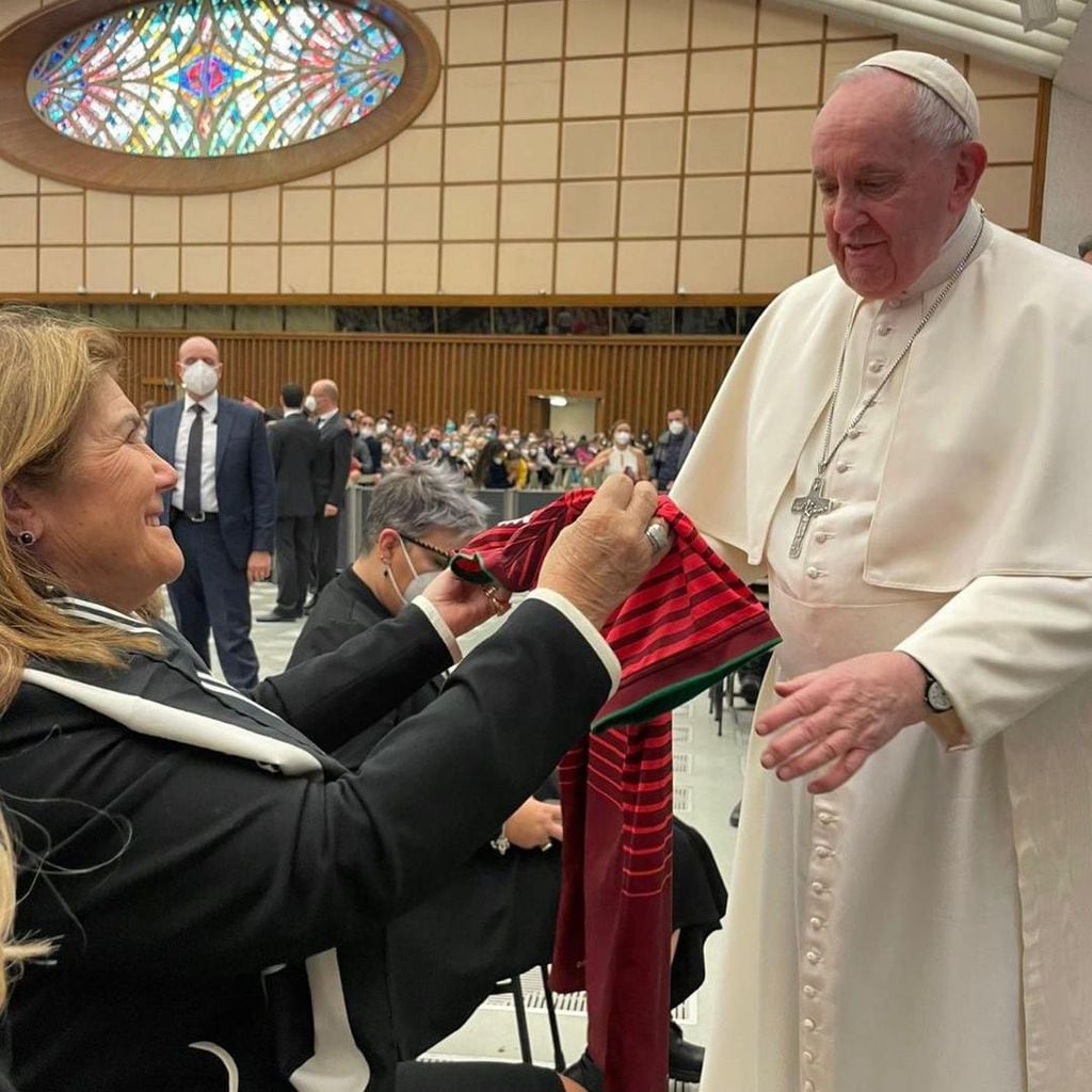 Dolores Aveiro, mamá de Cristiano Ronaldo y el Papa Francisco