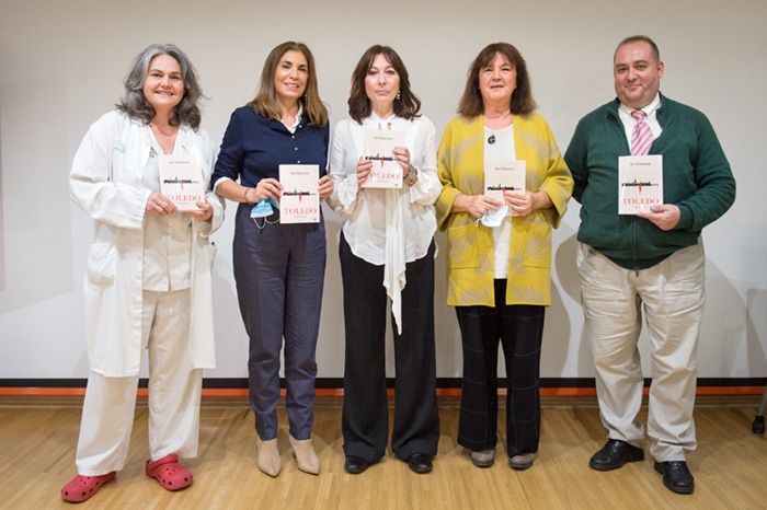 La periodista Sol Villanueva presenta en el H N de Paraplejicos su libro sobre su vivencia con la enfermedad de Guillain-Barré