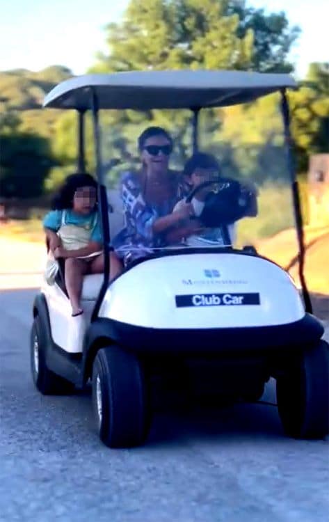 María José Suárez, con su hijo y su sobrina