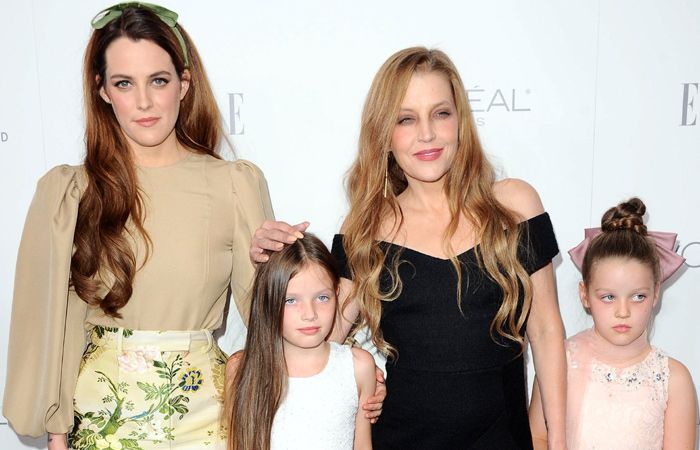 Lisa Marie Presley y sus hijas, iguales