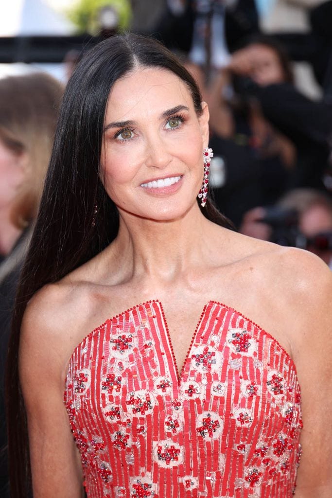 demi moore cannes 00420240520a