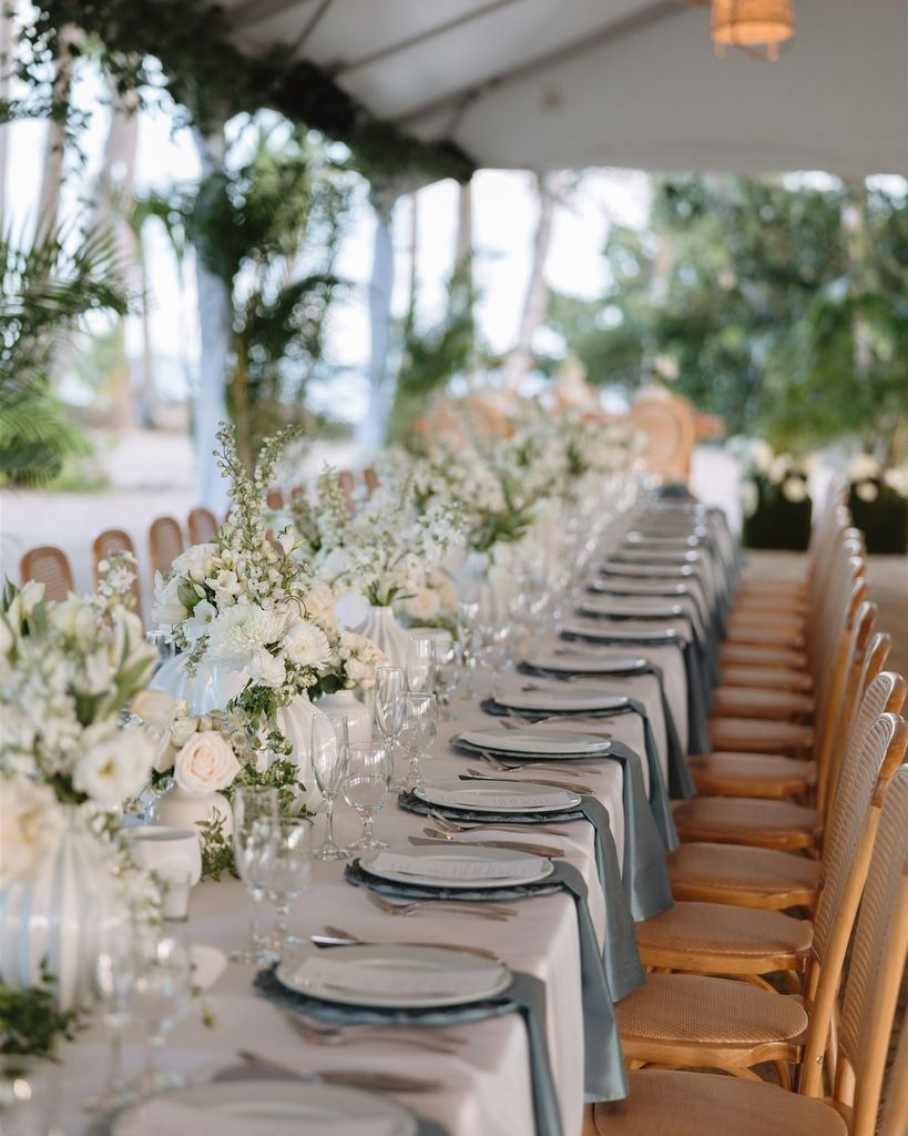 Decoración de bodas América Latina mesas azules