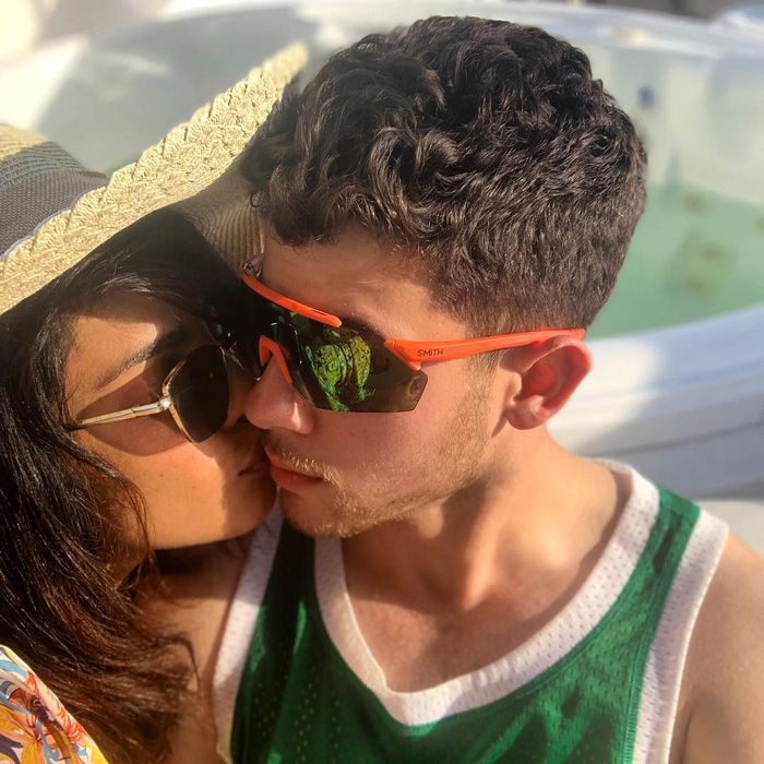 nick jonas priyanka chopra