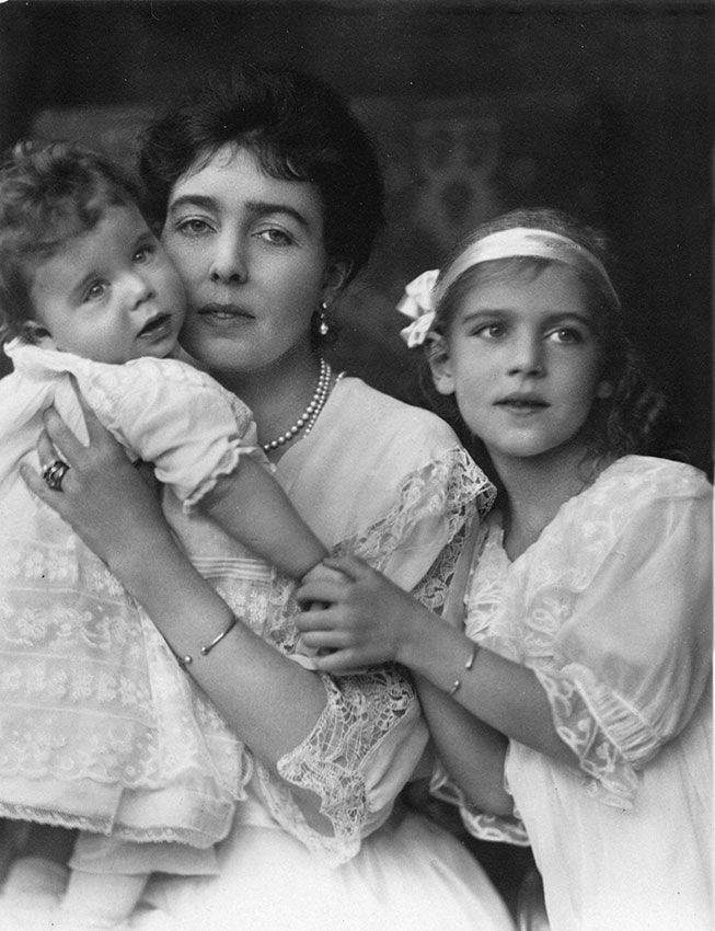 Margarita de Connaught con sus hijos