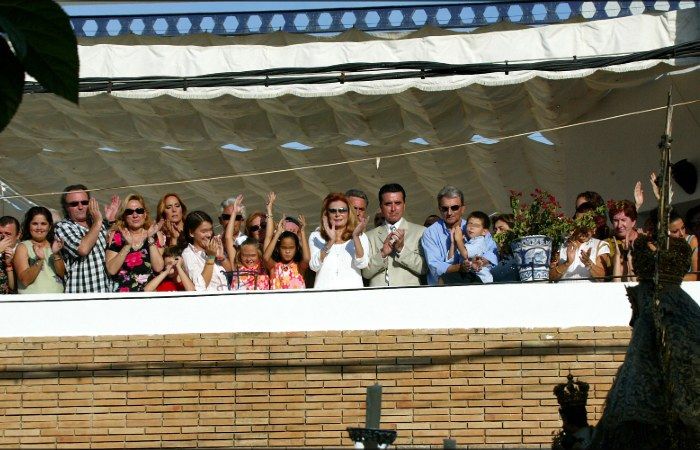 Rocío Jurado y su familia 