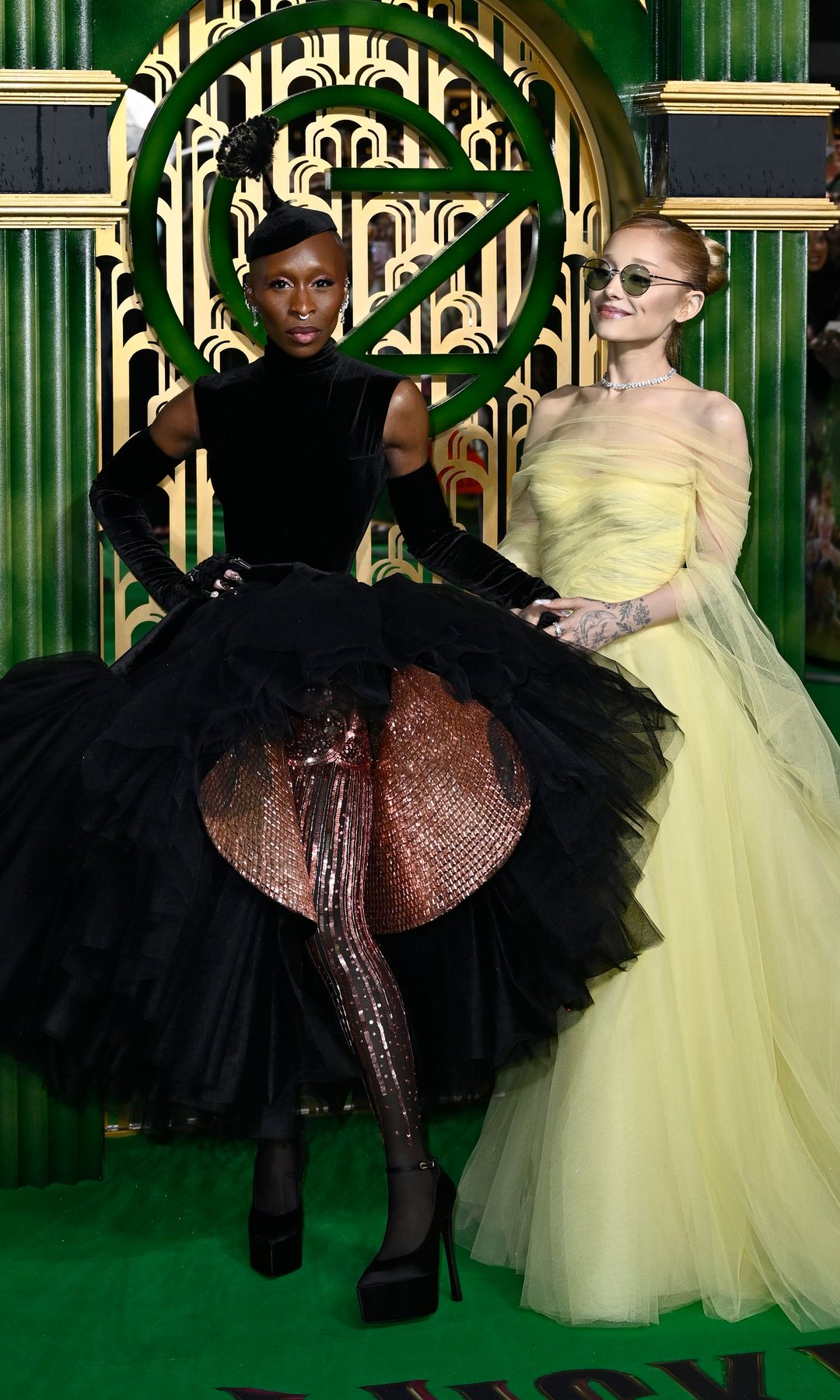 Ariana Grande en el estreno de Wicked en el Royal Albert Hall de Londres