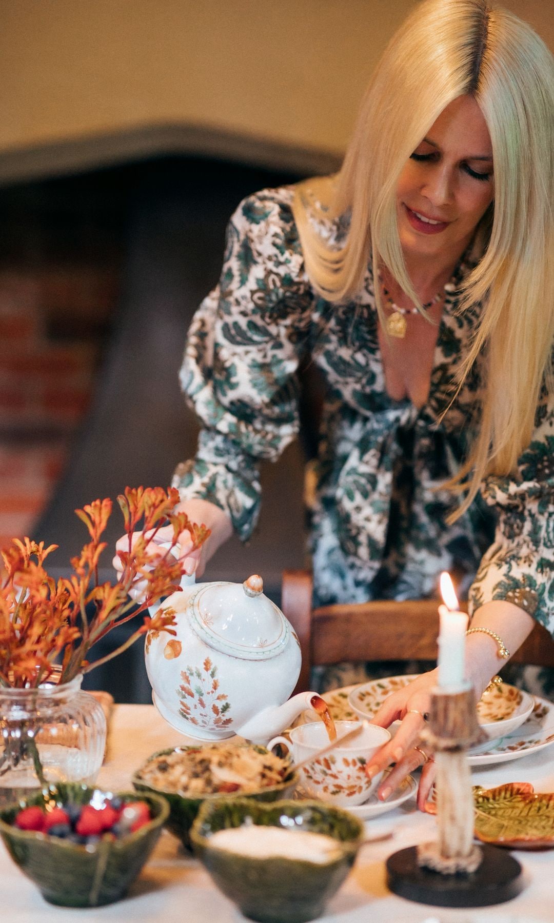 Claudia Schiffer serves tea on tableware designed by her