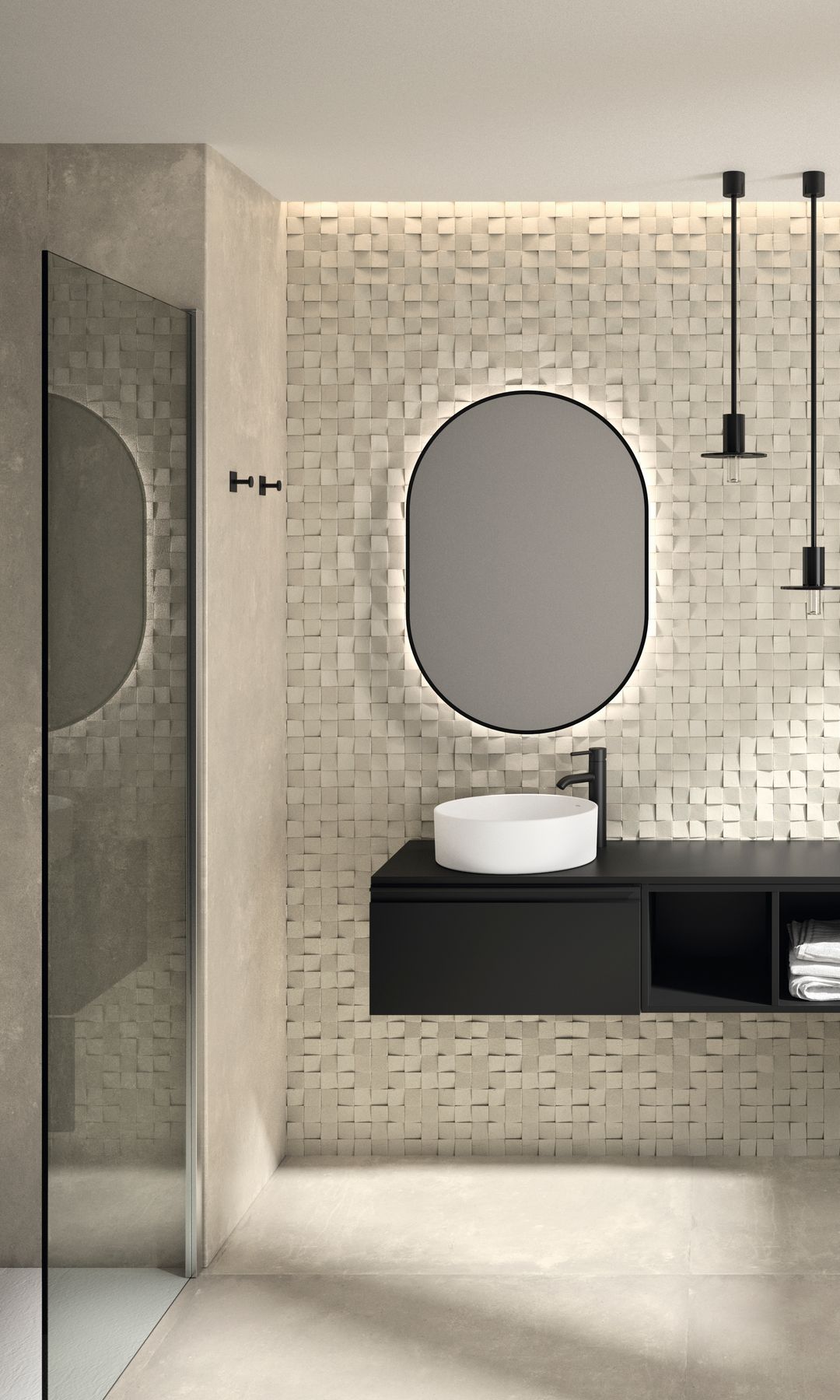 Baño con azulejos, mueble suspendido negro, mampara con cristal negro, dos espejos y dos lavabos 