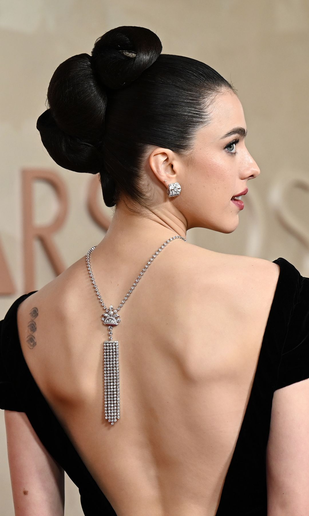 Margaret Qualley en los premios Oscar