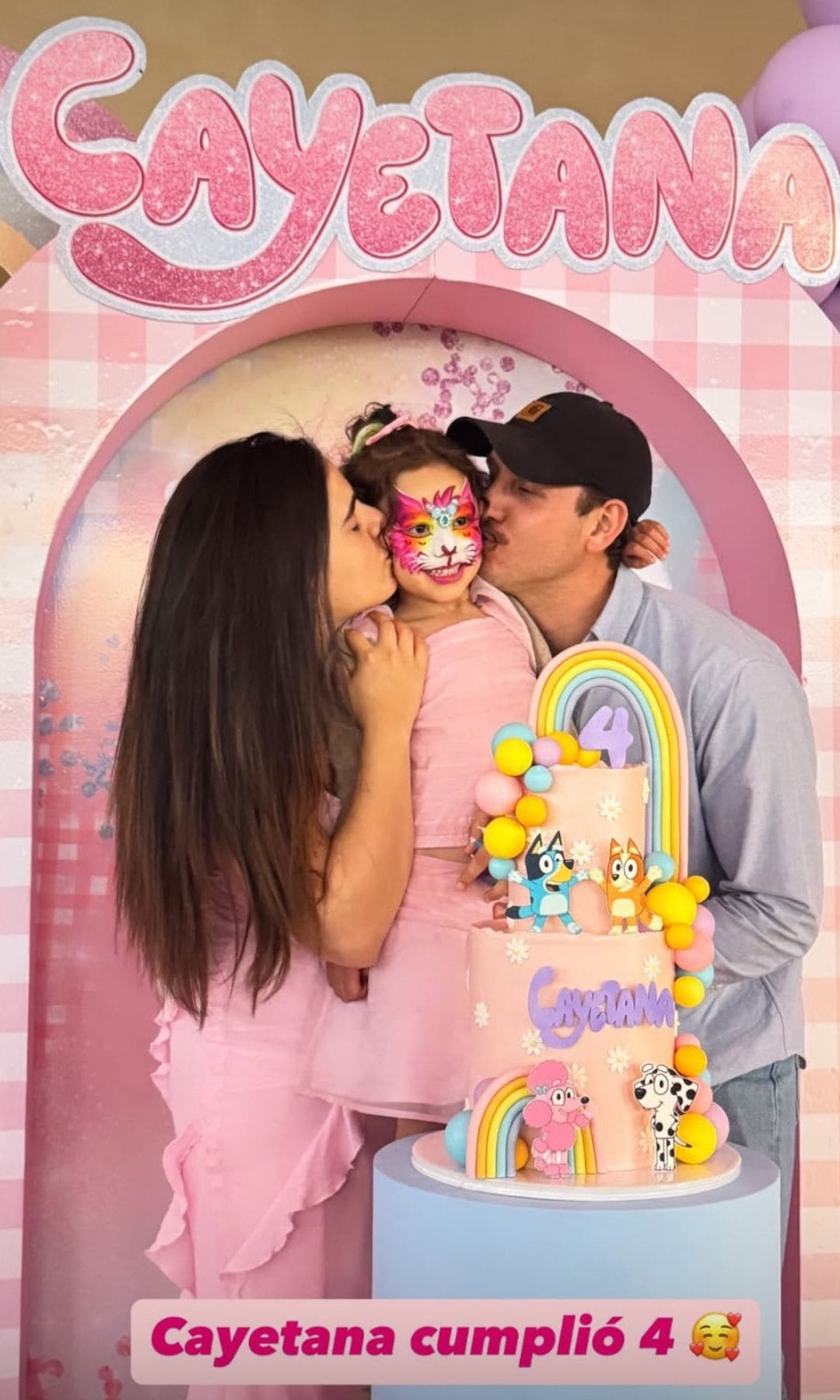 Camila and Francisco filled their little Cayetana with kisses