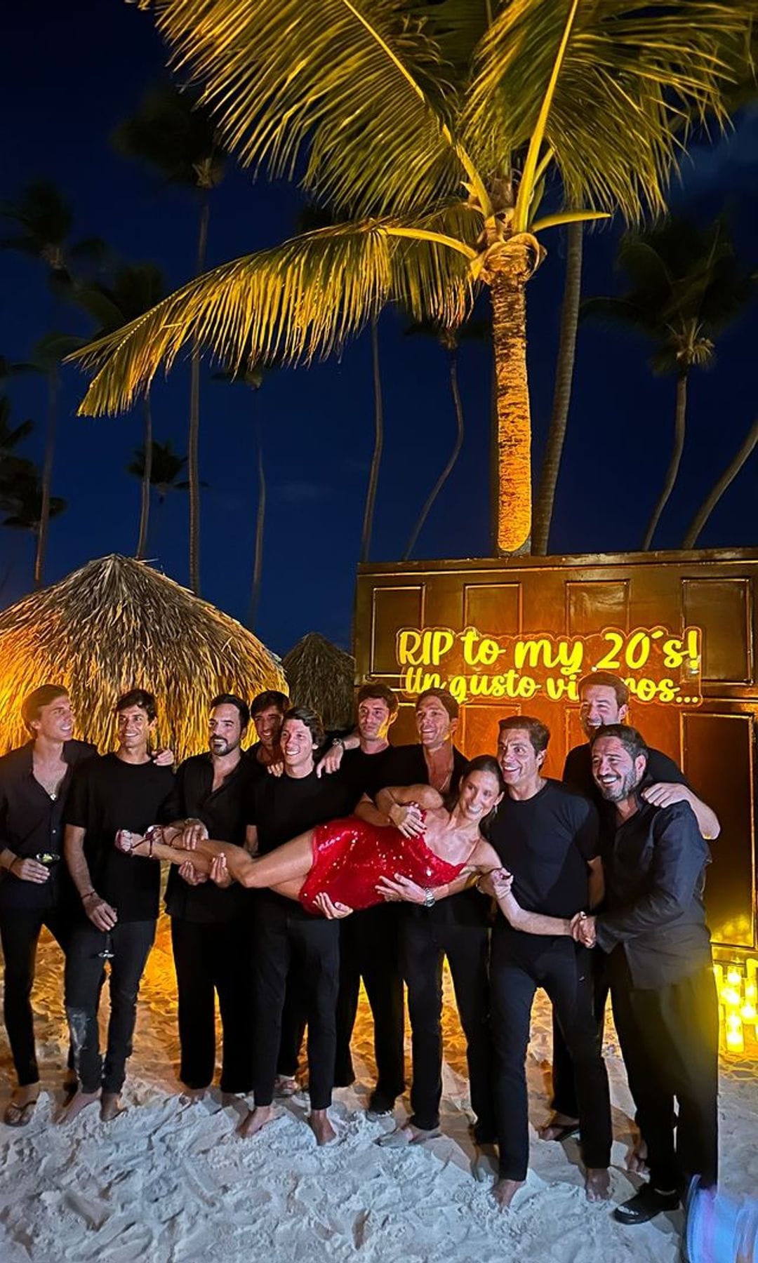 María Pombo celebrando su cumpleaños en Punta Cana