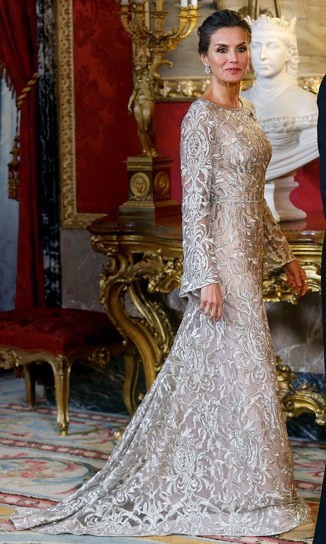 La reina Letizia vestida de gala