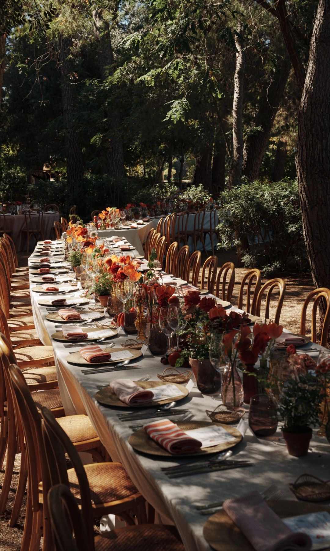 Decoración de mesas de boda con rayas