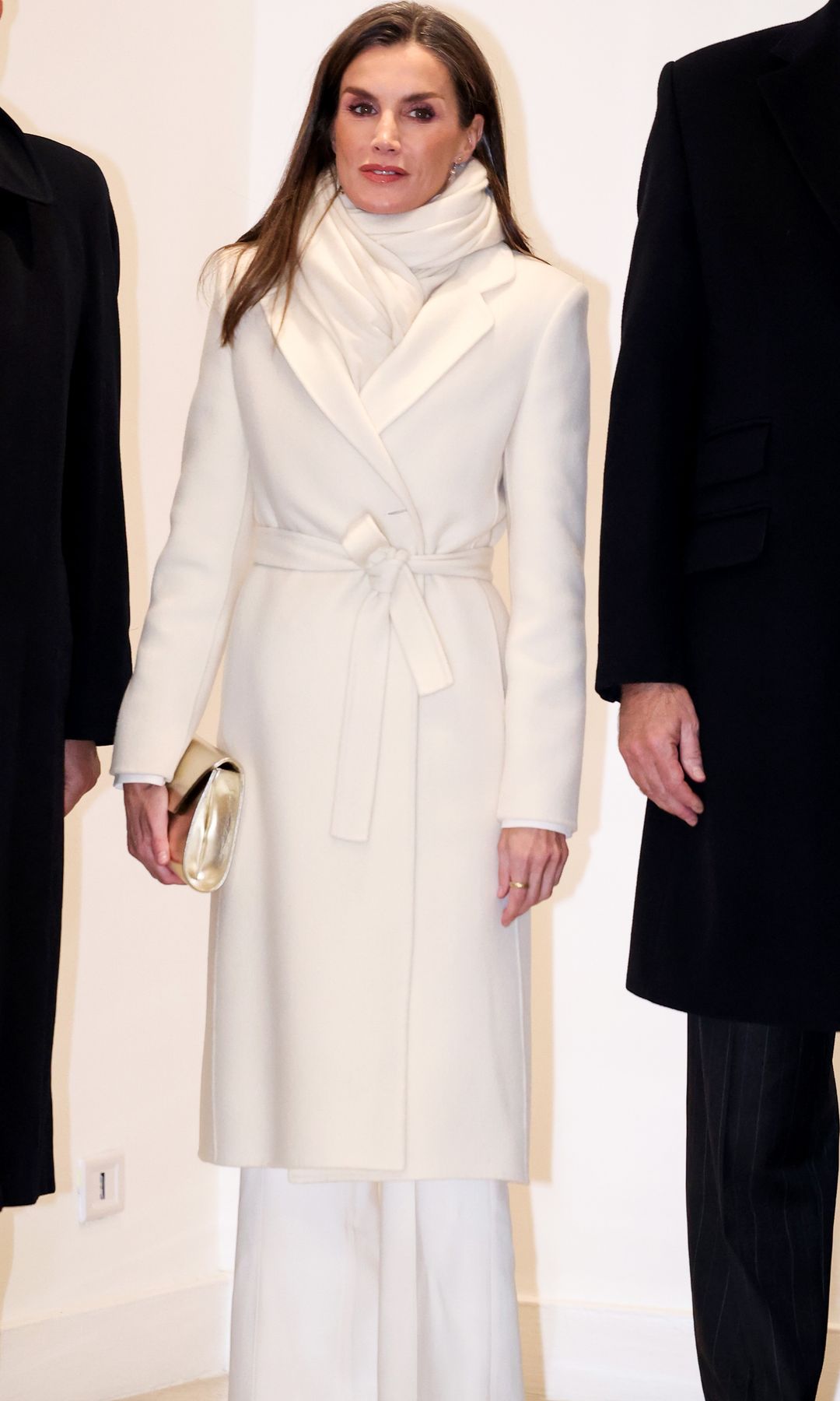 Reina Letizia traje de chaqueta blanco