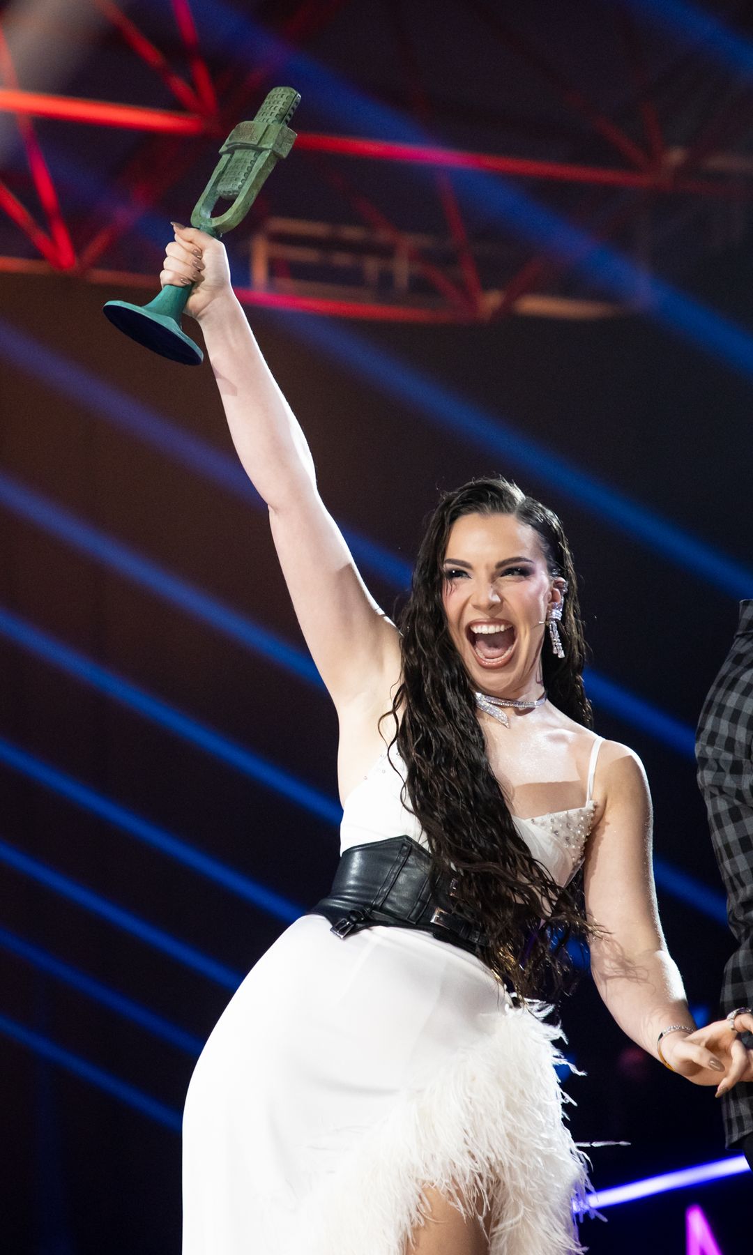  Inés Hernand en la final del Benidorm Fest 2025