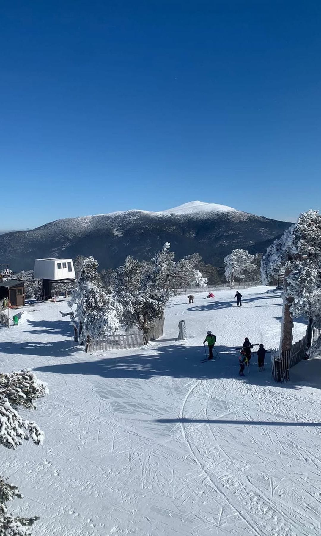 Estación del Puerto de Navacerrada esquí montaña