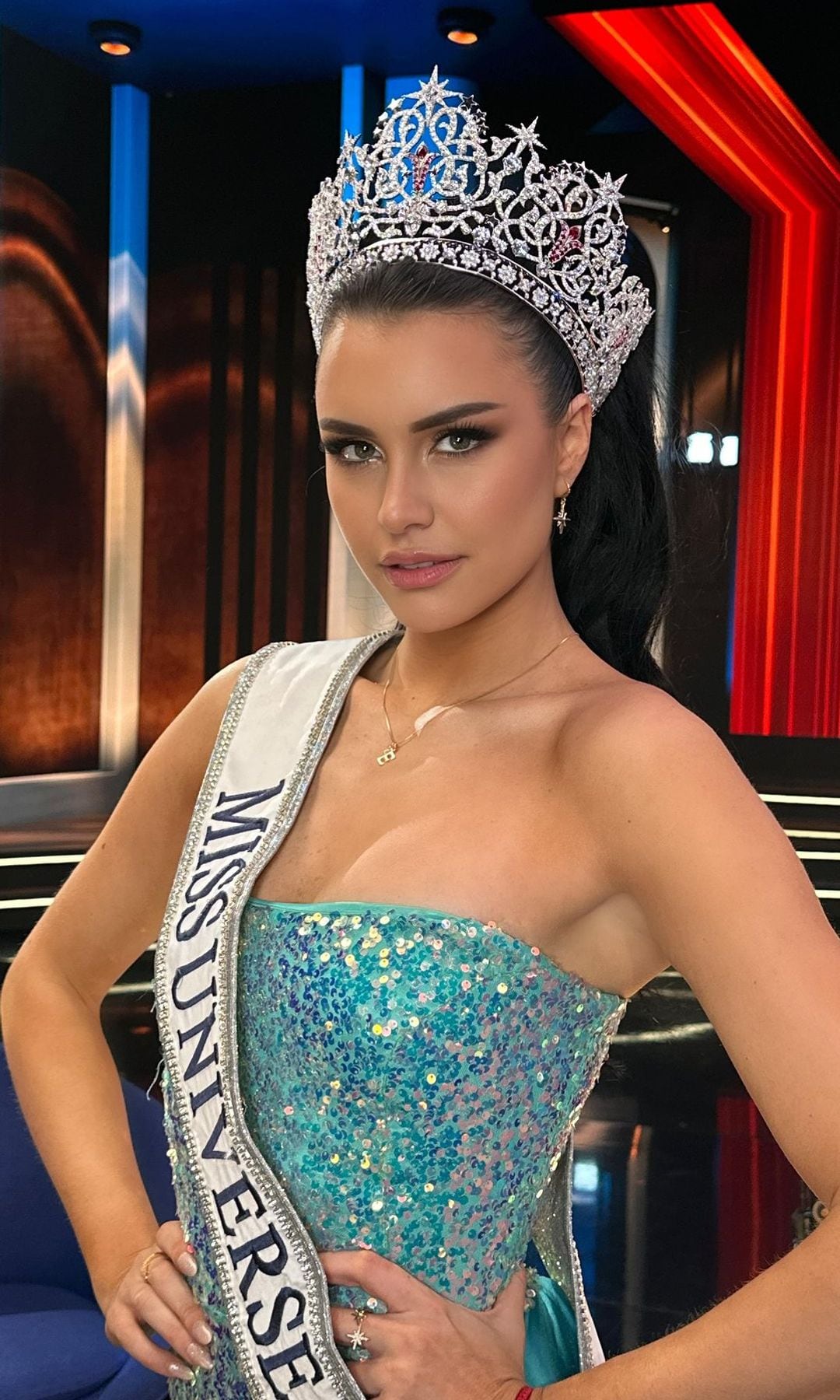 Miss Universe Chile, Emilia Dides