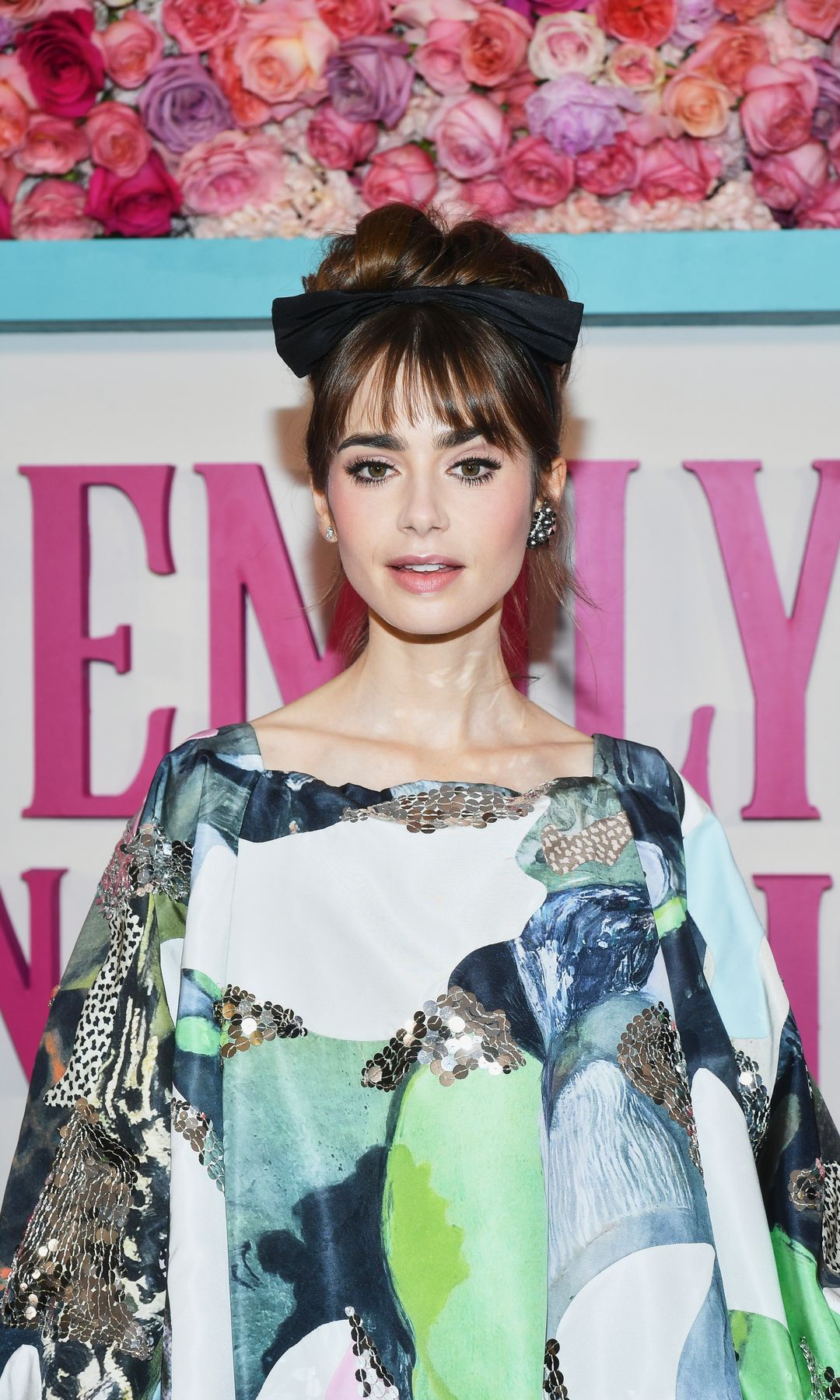 Lily Collins en el estreno de 'Emily in Paris' en 2021