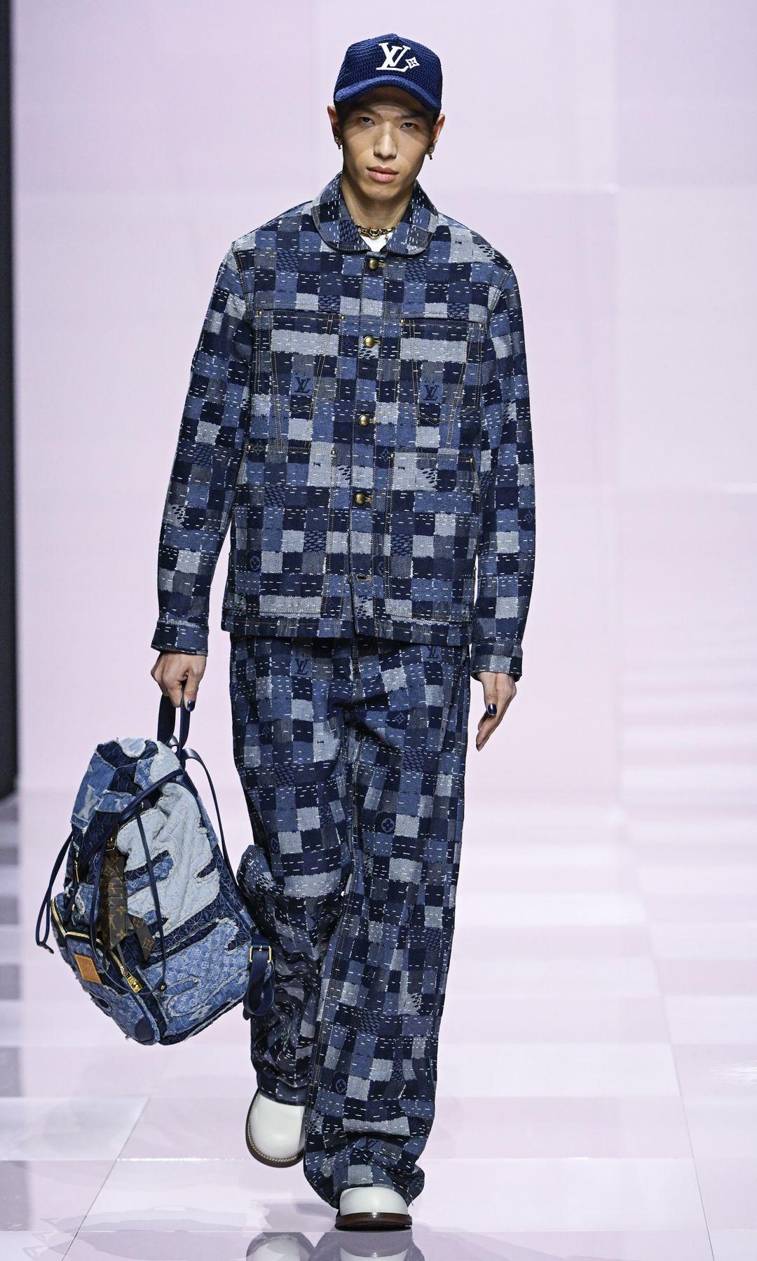 Louis Vuitton desfile de hombres 2025