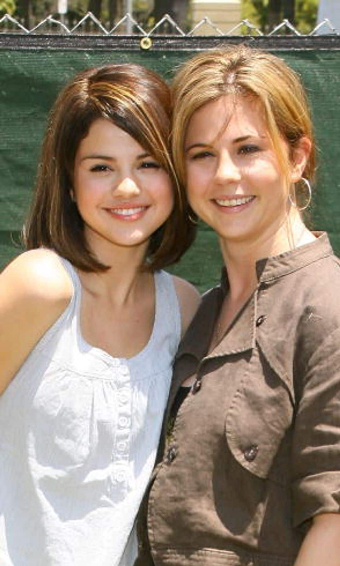 HOLA+ Selena Gomez