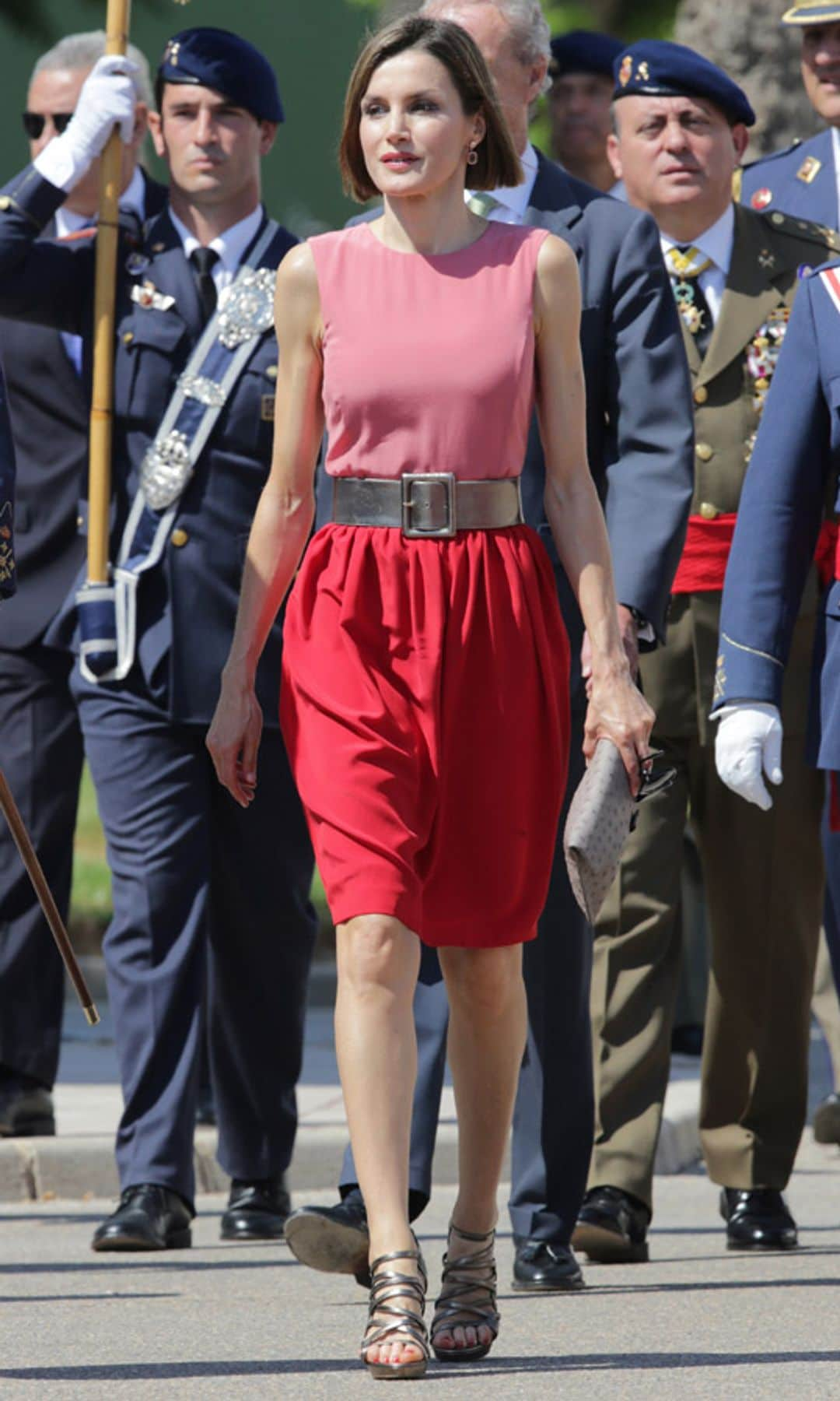 La reina Letizia con cinturón