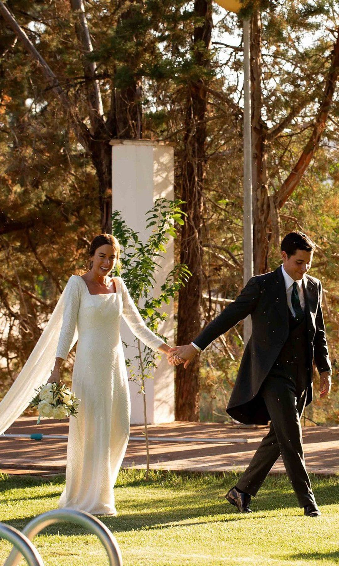 Un vestido de novia sencillo y desmontable para la boda de Paloma en Toledo