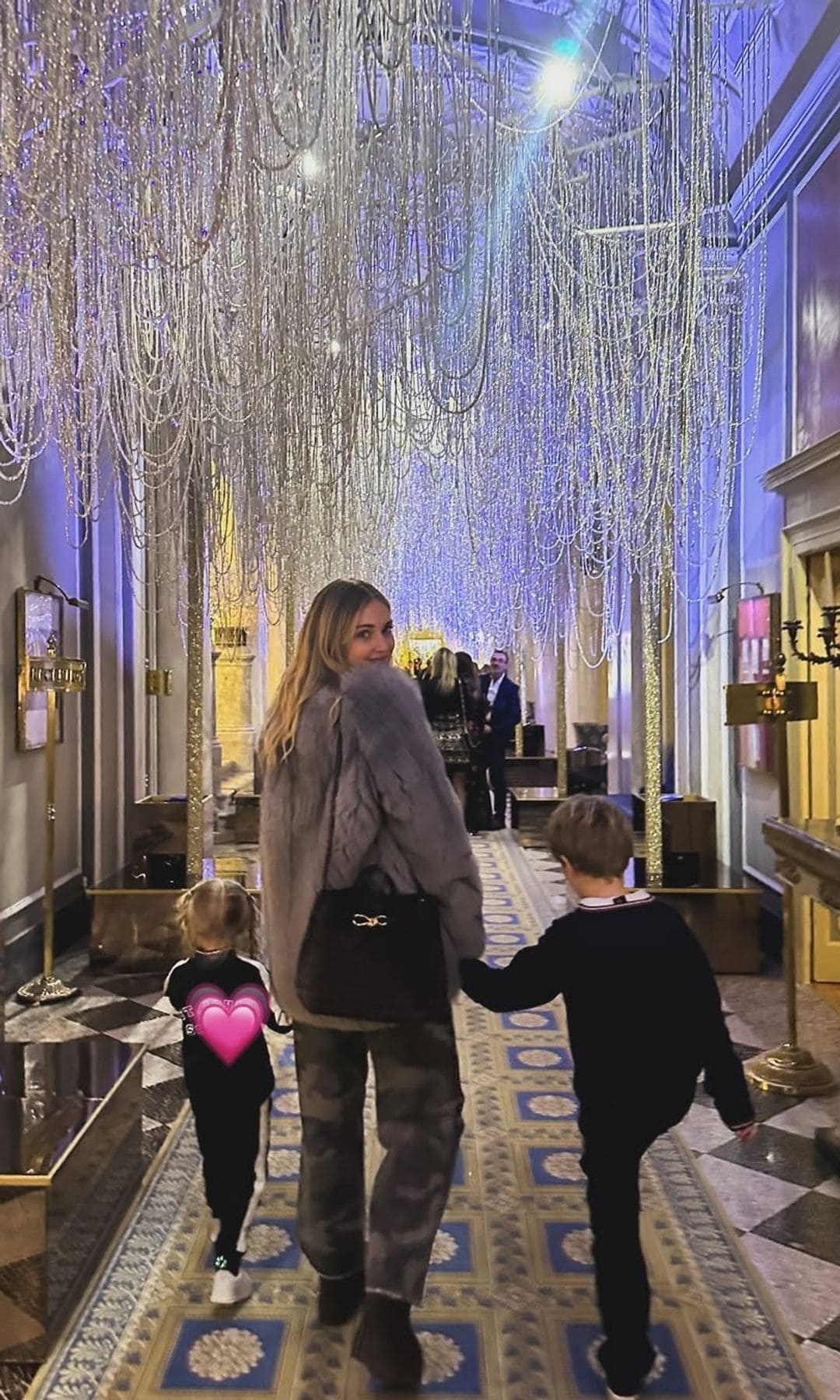 Chiara Ferragni con sus hijos Vittoria y Leone