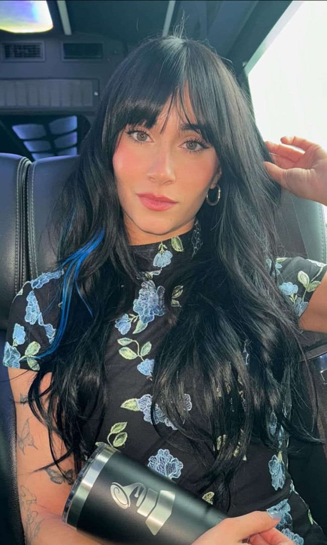 Aitana Ocaña tendencias look pelo azul