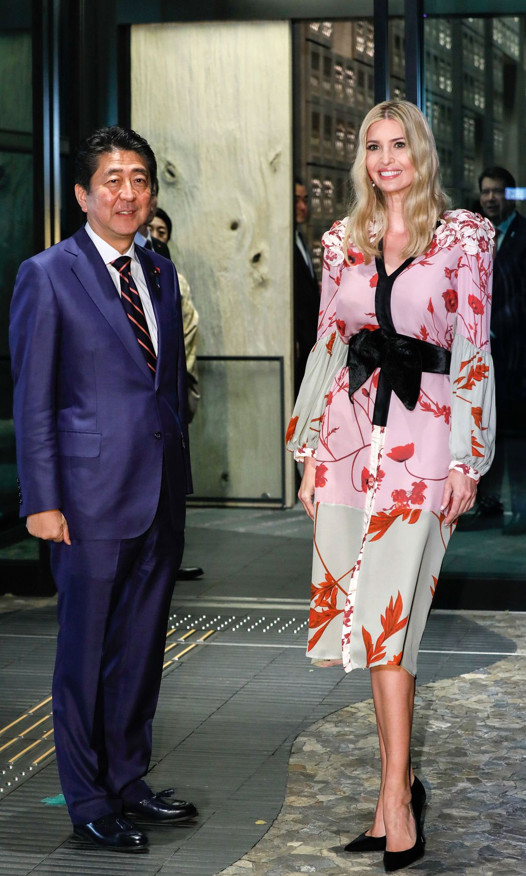 Ivanka Trump con el Primer Ministro de Japón Shinzo Abe