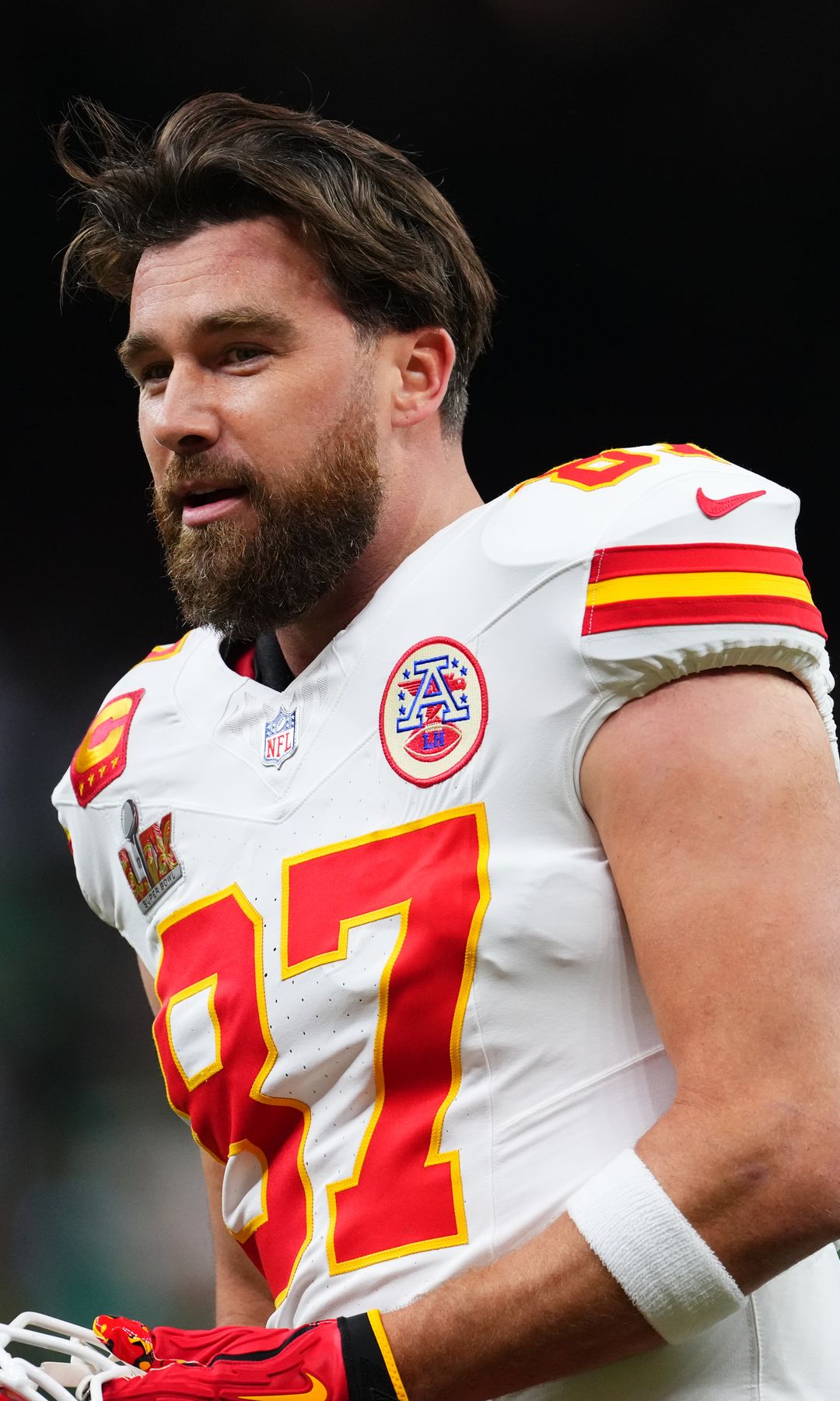 Travis Kelce se convierte en el jugador con más estilo a su llegada al Super Bowl