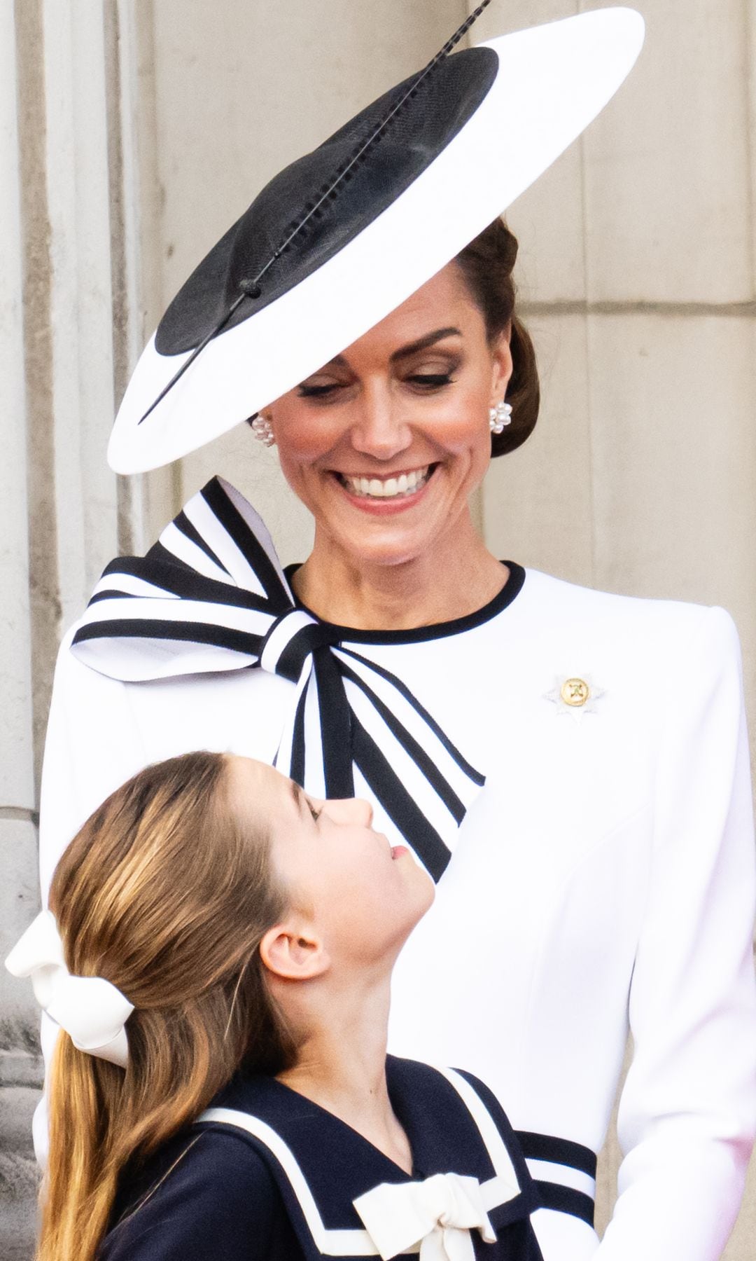 La princesa Kate y su hija Charlotte derrocharon cariño y complicidad en el pasado Trooping the Colour.