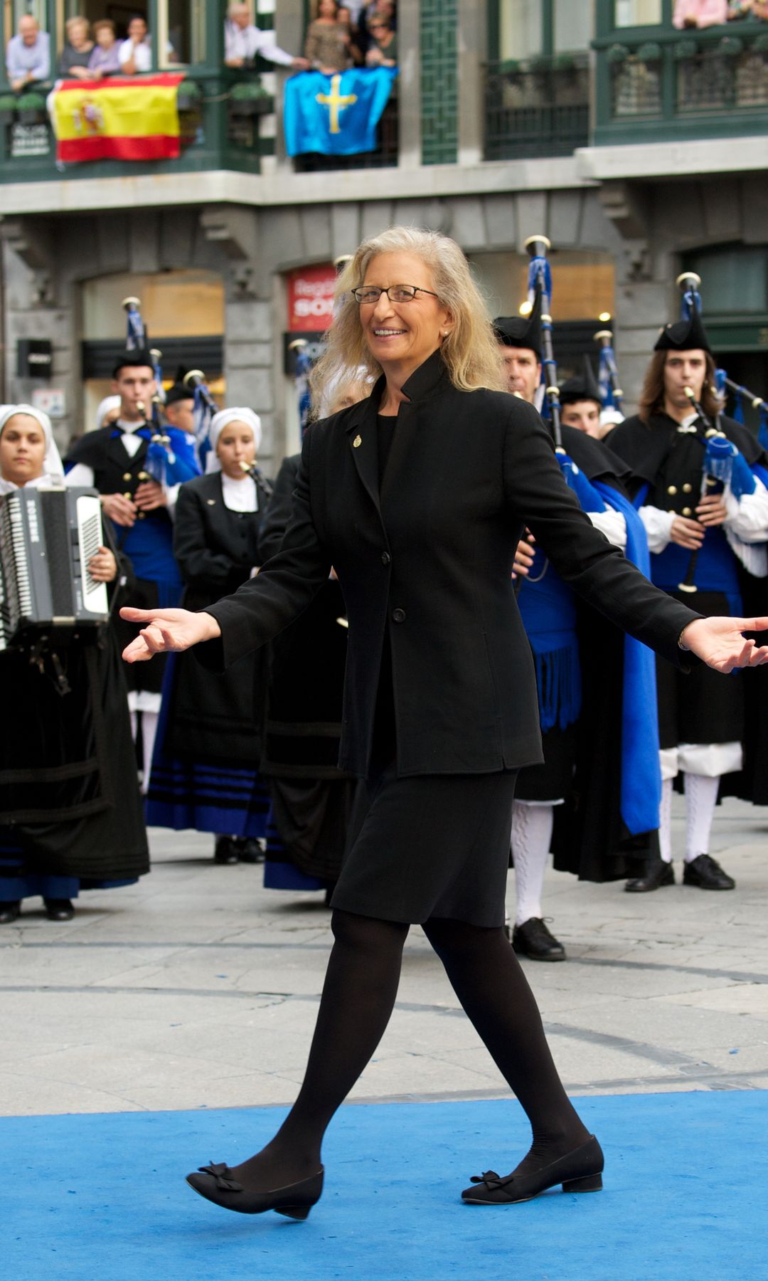 Annie Leibovitz en Asturias a su llegada al Teatro Campoamor de Oviedo el 25 de octubre de 2013