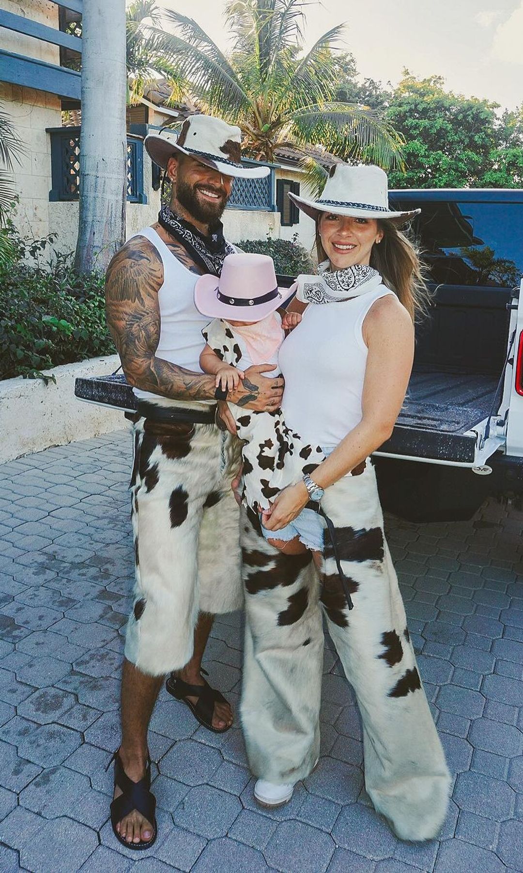 Maluma y Susana en el prime Halloween de su hija