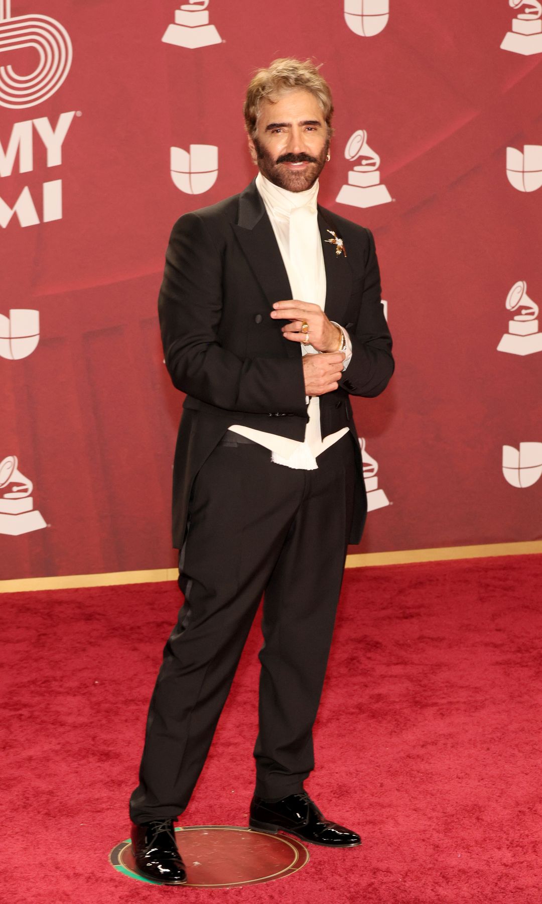 Alejandro Fernández en la 25 edición de los Premios Grammy Latinos. 14 de noviembre de 2024. Miami