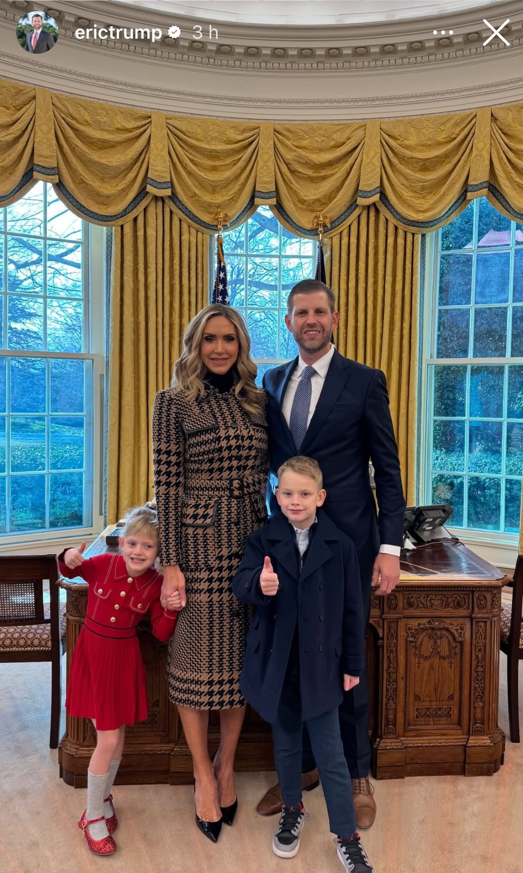 Eric Trump con su familia