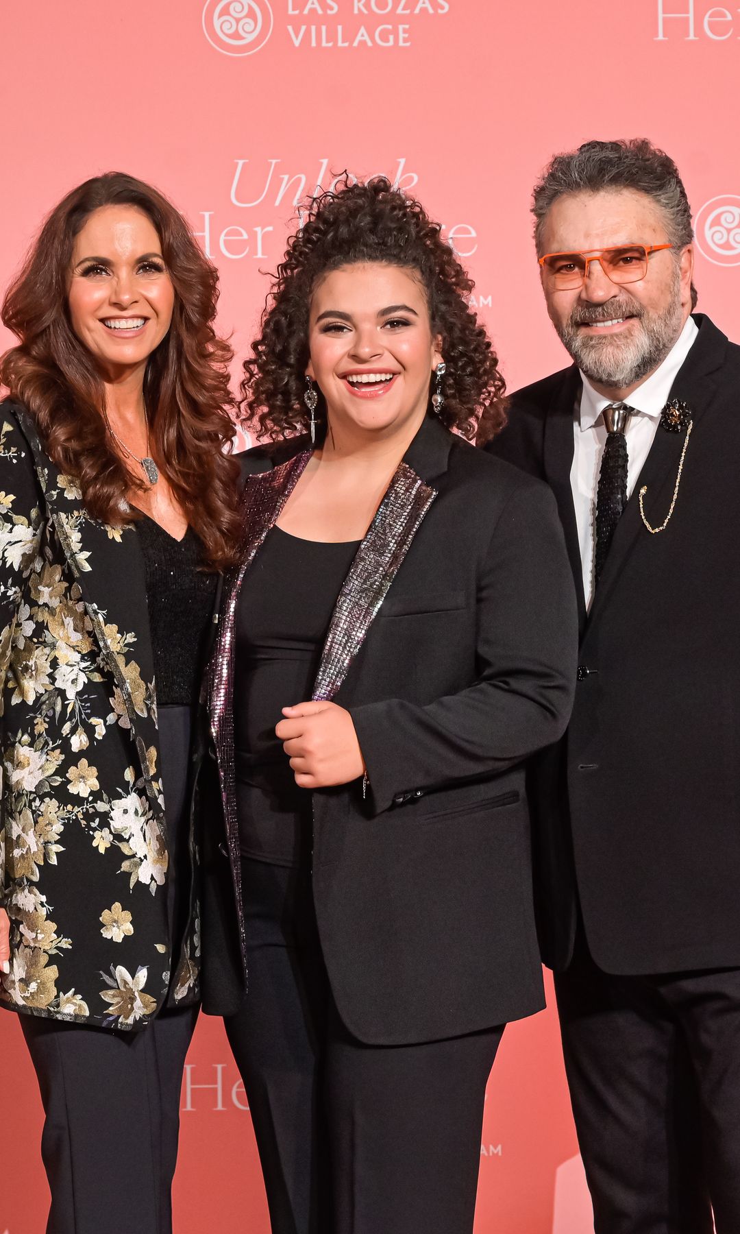 Lucero Mijares con sus papás