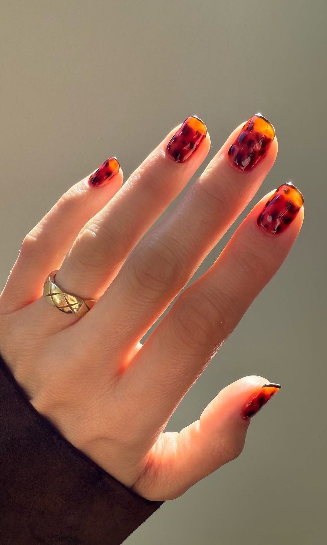 Carey effect nails are trend