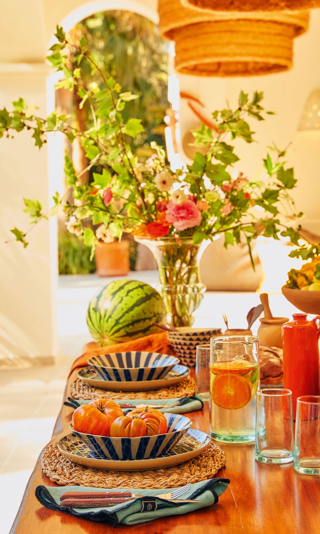 La mesa de la casa de Charo Ruiz