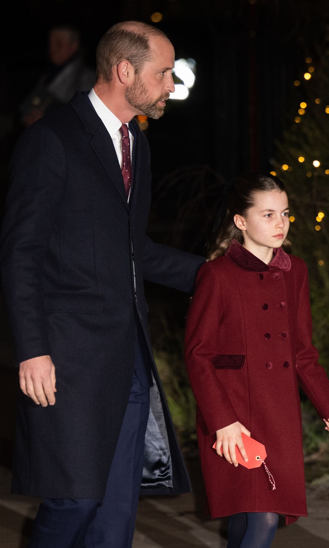 Príncipe Guillermo y princesa Charlotte en el concierto de villancicos de Kate Middleton 