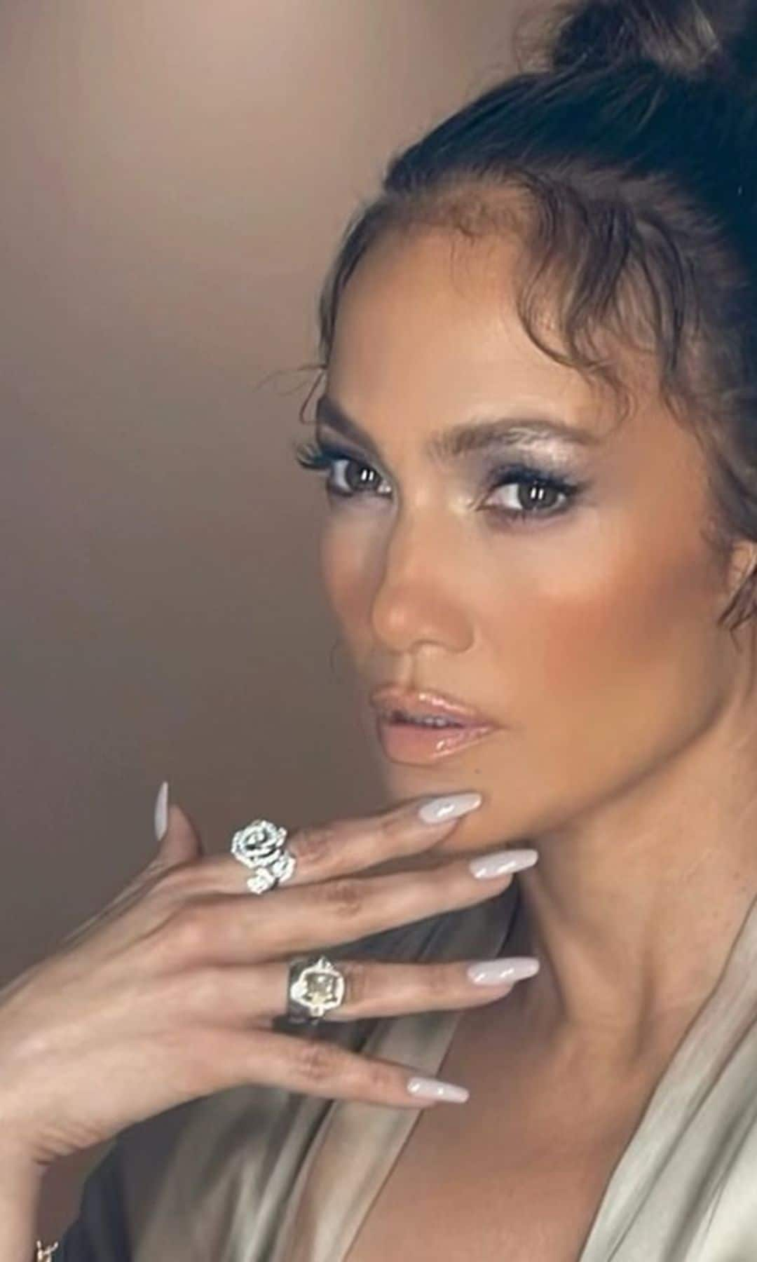 Jennifer Lopez lleva las manicuras que son tendencia