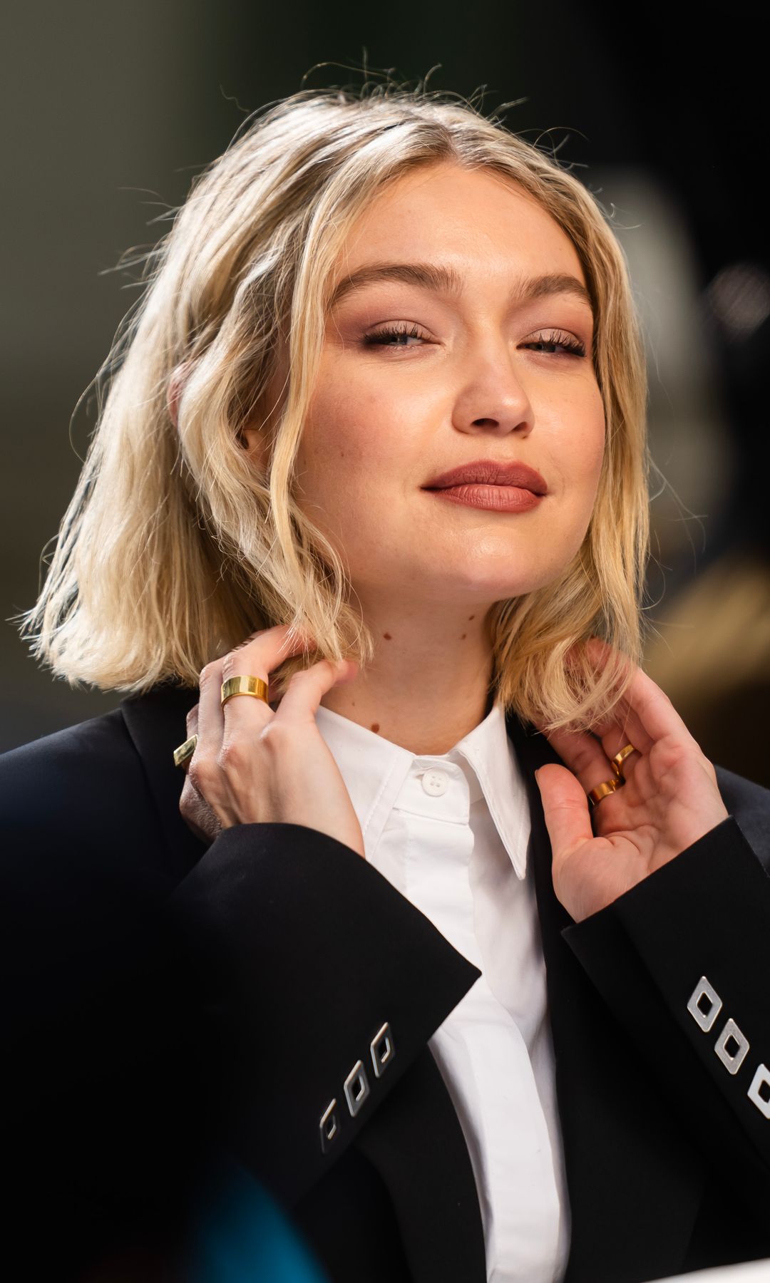 Gigi Hadid durante un rodaje para Maybelline en Nueva York en marzo de 2024