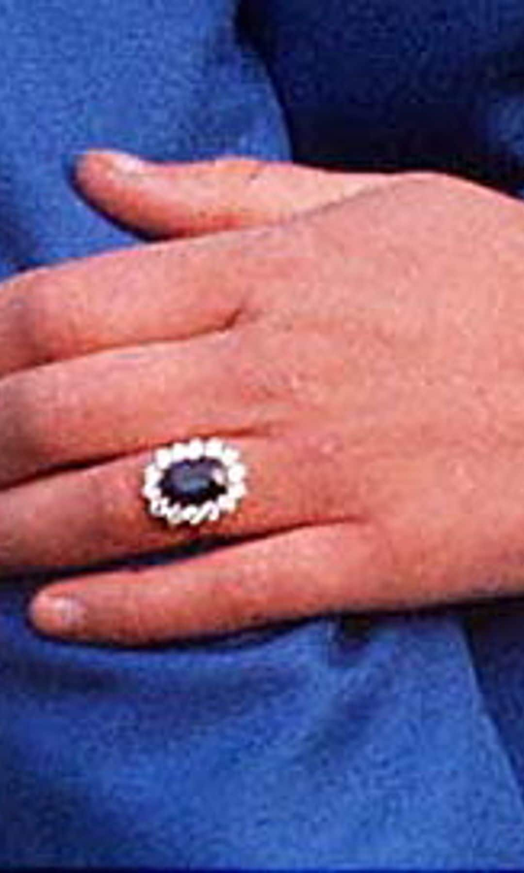 Anillo de compromiso de Diana de Gales