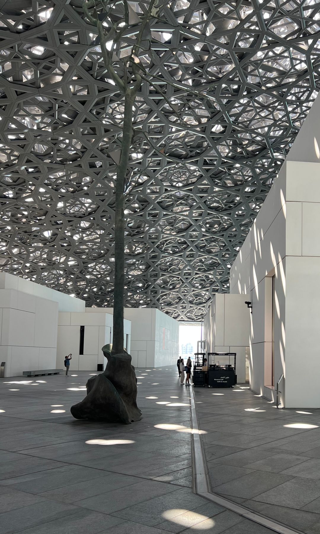 Museo del Louvre en Abu Dhabi 