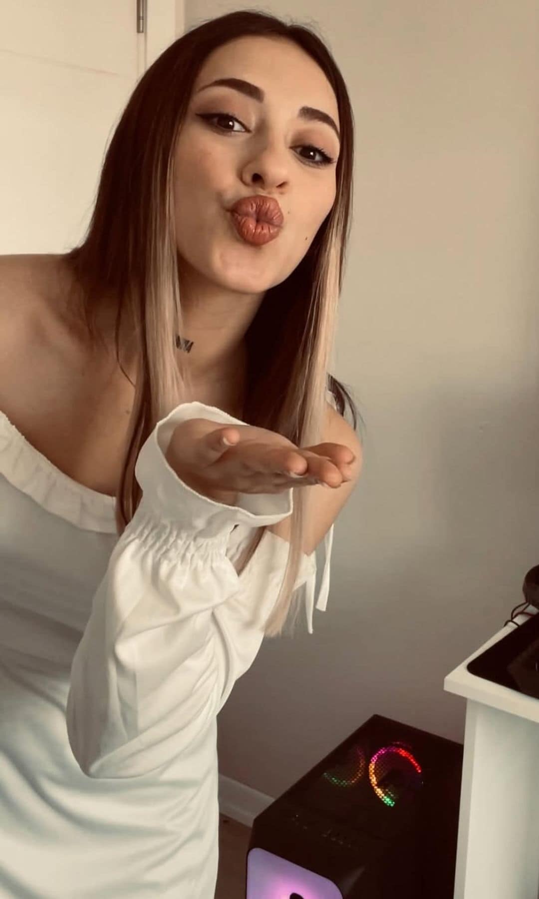 Muere Gizem Özmen, influencer de TikTok, a los 24 años en un trágico accidente de tráfico