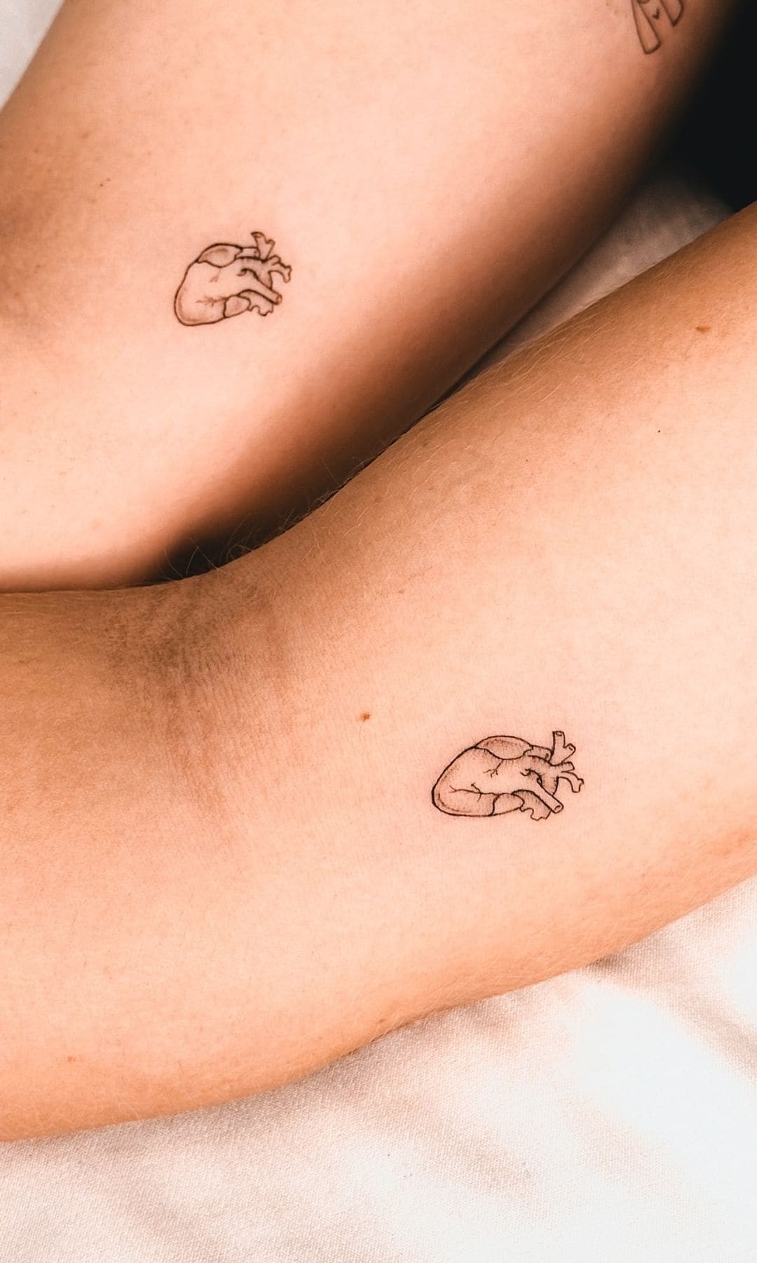 Tatuaje en pareja corazón