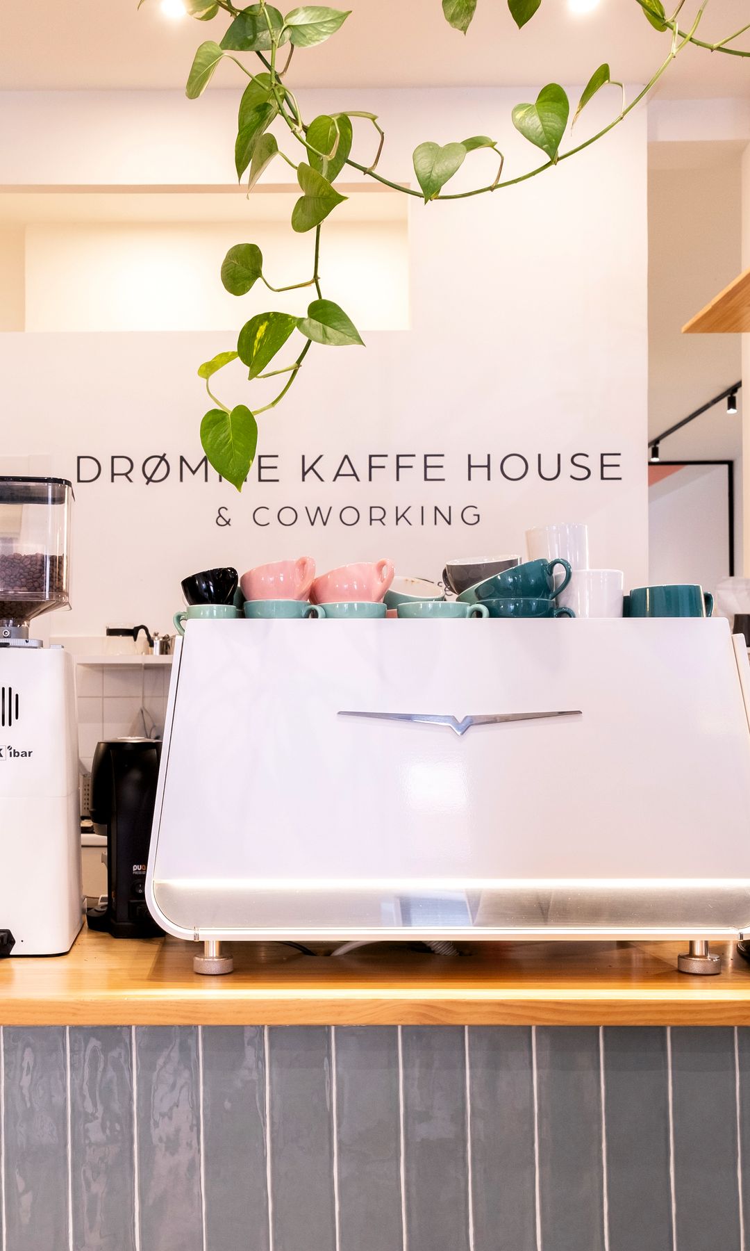 drome kaffe house