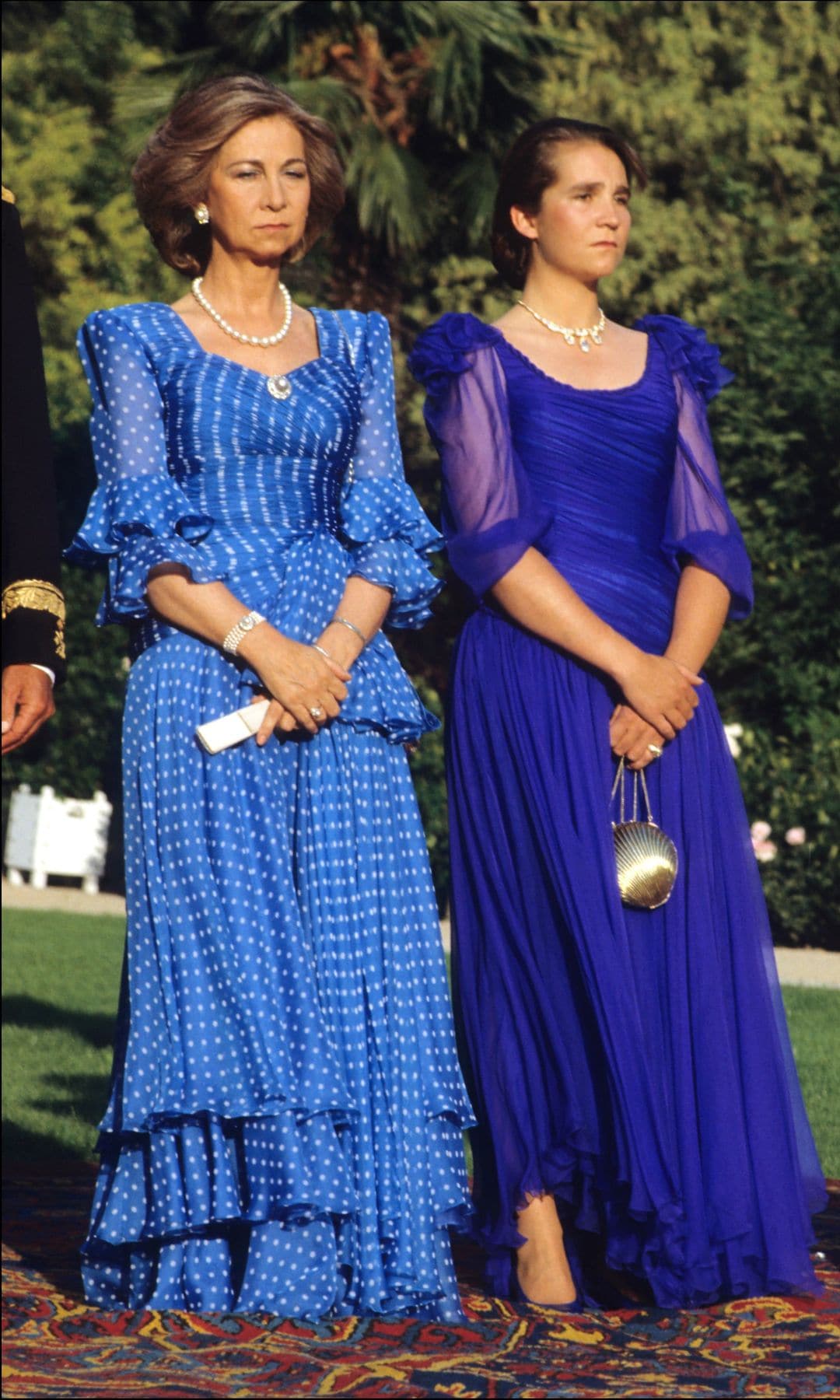 LA REINA SOFÍA VESTIDA DE VALENTINO EN 1980