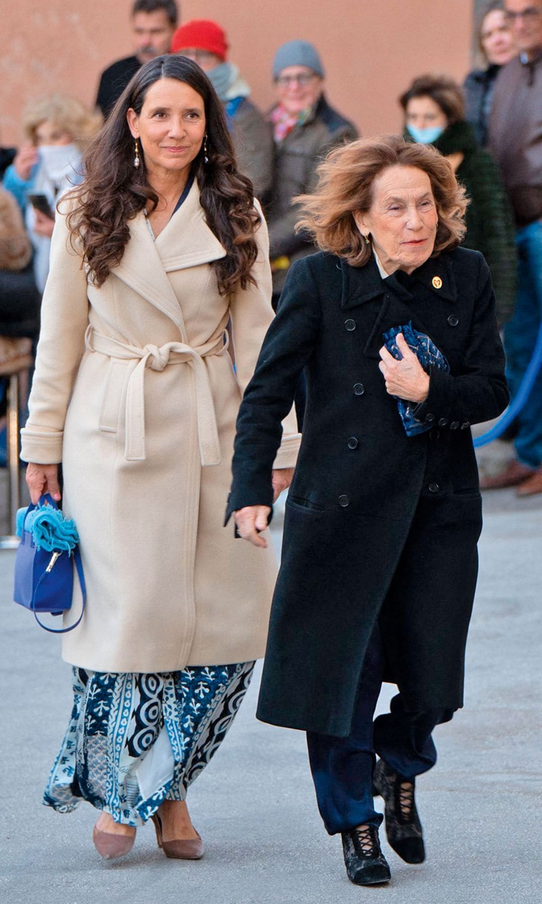 Marina Karella con su hija, la princesa Alexandra en la boda de Nicolás de Grecia